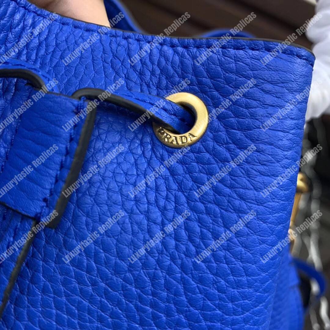 Pra*a leather bucket bag blue