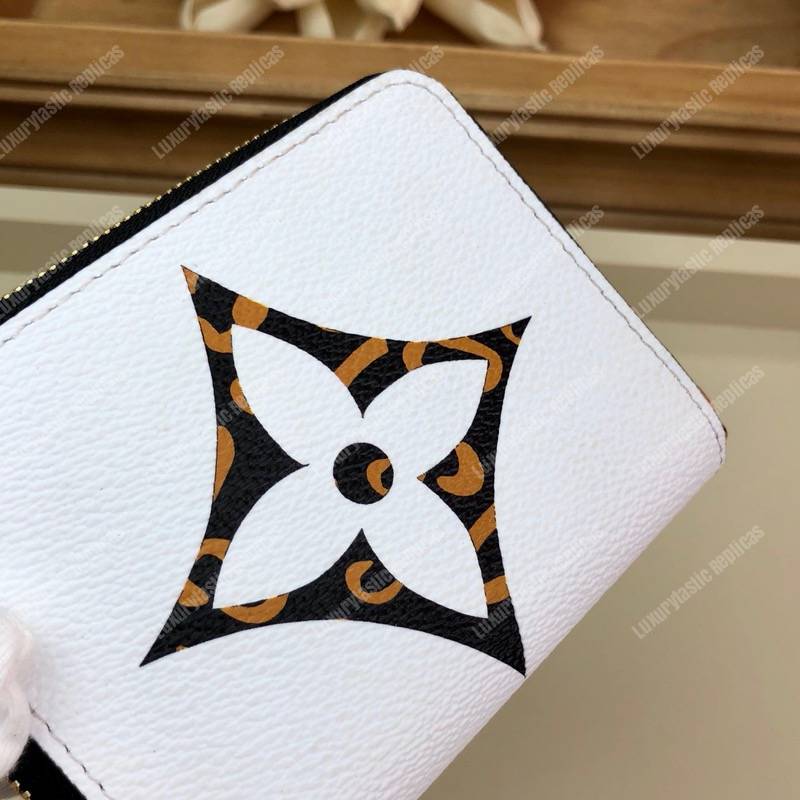 LV Jungle Zippy Coin Purse Giant Monogram Ivoire