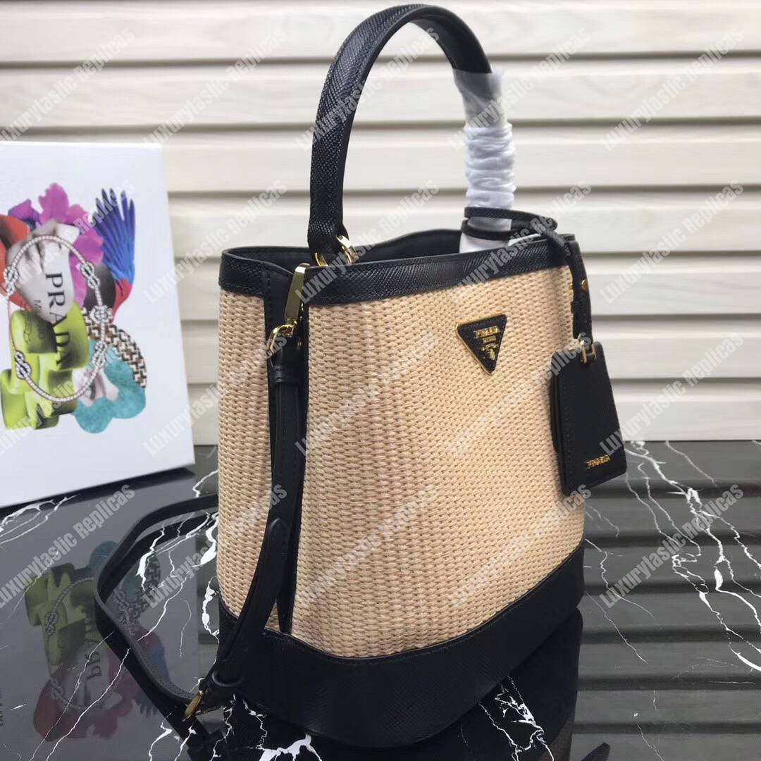 Pra*a panier medium straw bag black