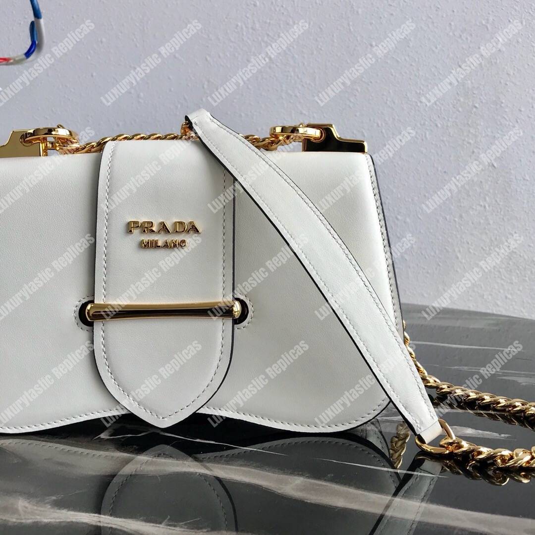 Pra*a sidonie leather shoulder bag white