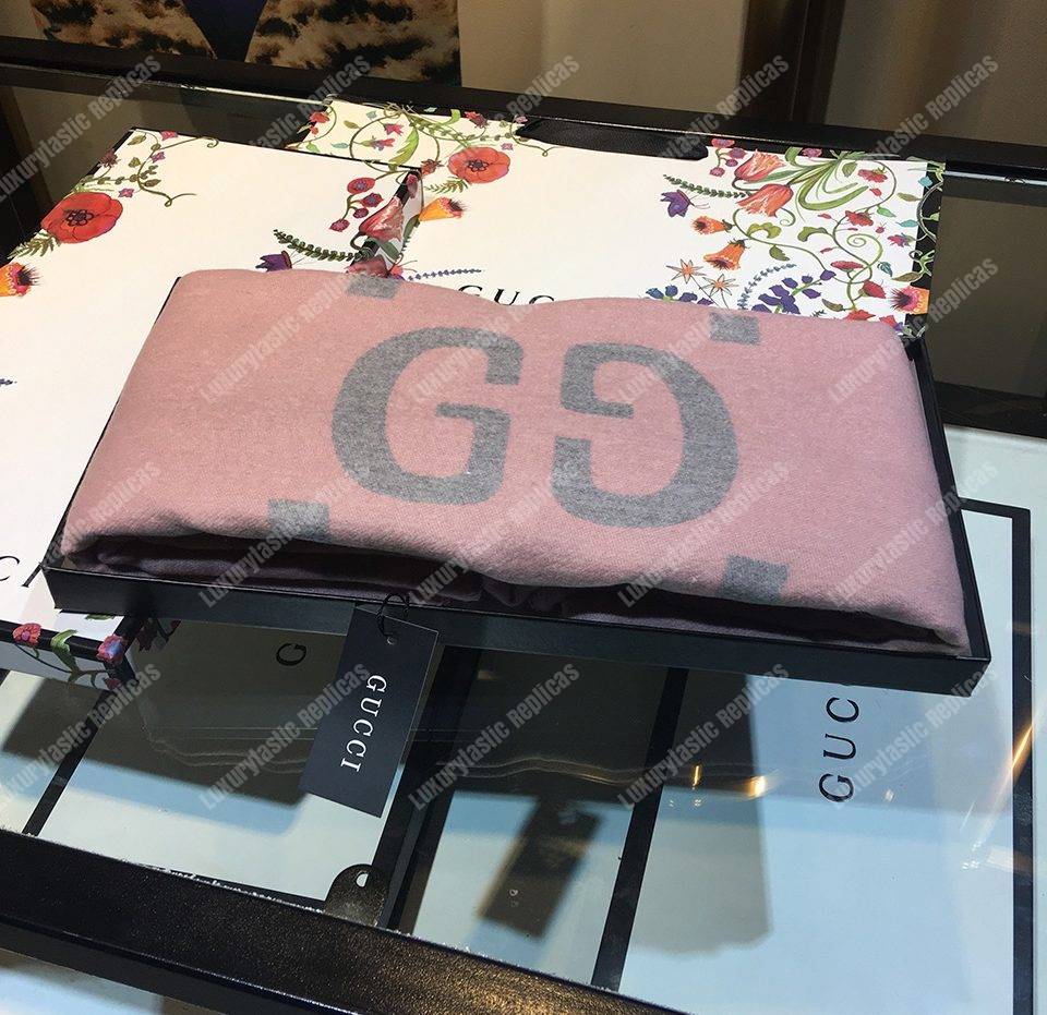 G*u*i gg jacquard wool silk scarf light grey & pink