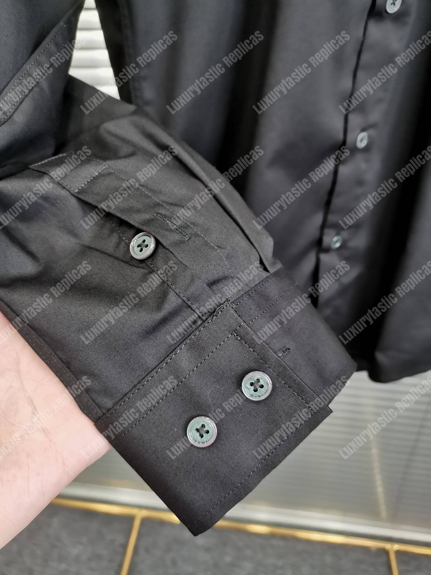 lv l**is V*t*n staples edition dna shirt black