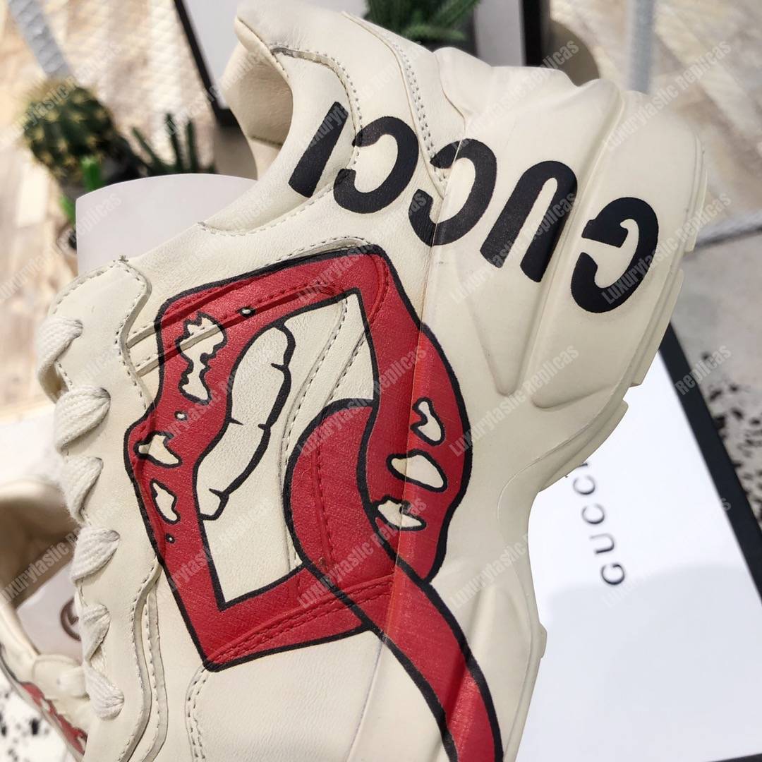 G*u*i rhyton sneaker with mouth print