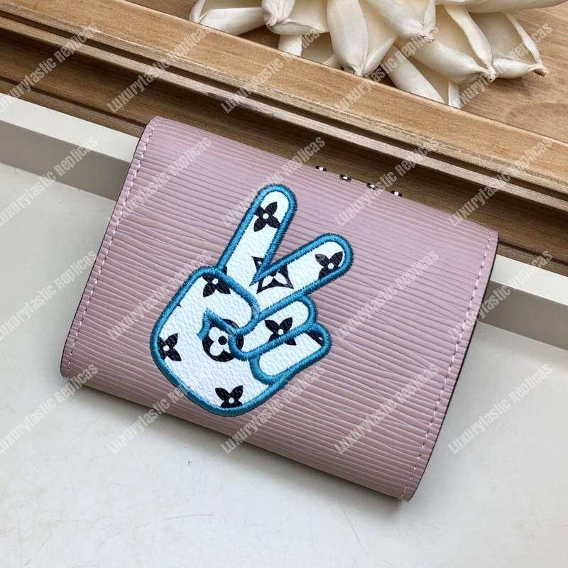 LV Special Edition Victorine Wallet Epi leather in pale-pink Rose Ballerine