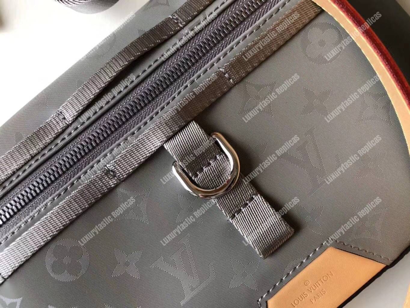 LV Messenger PM Monogram Titanium
