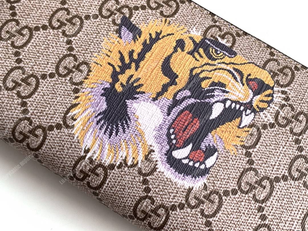 G*u*i tiger print gg sup*e zip around wallet beige/ebony