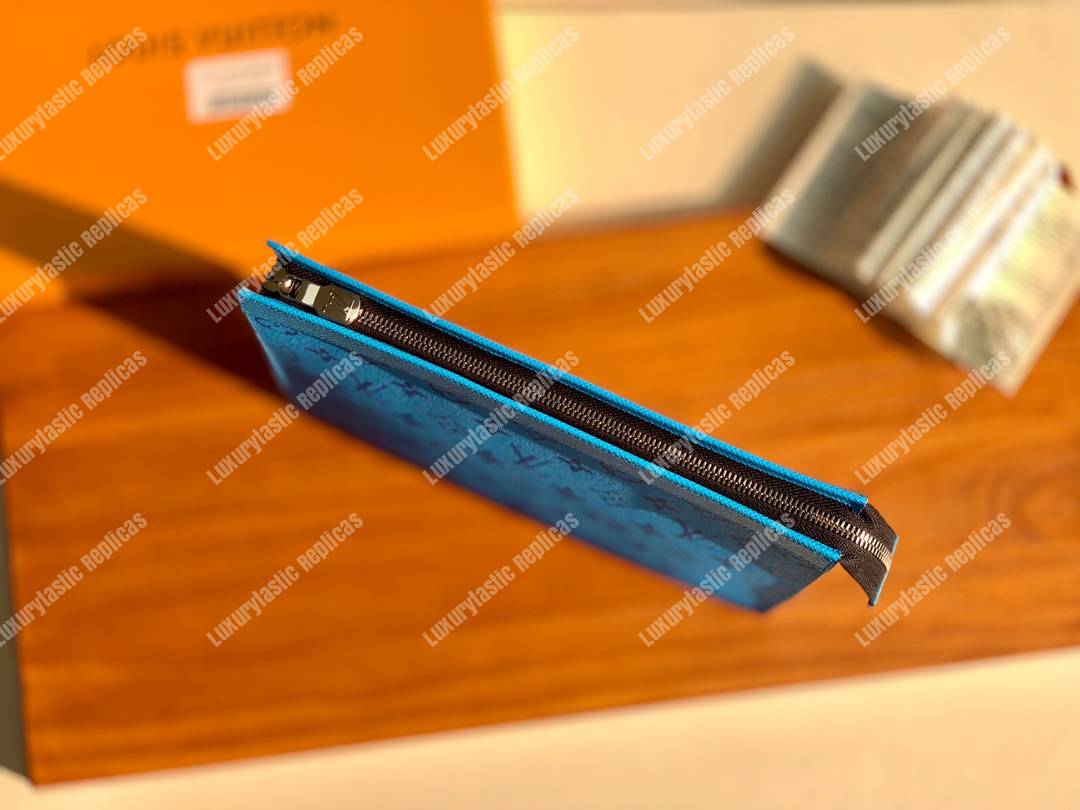 LV Pochette Voyage MM Blue