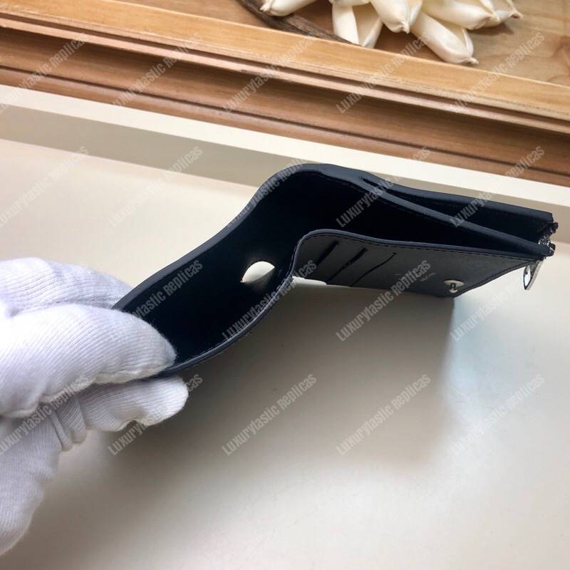 LV Smart Wallet Epi Leather