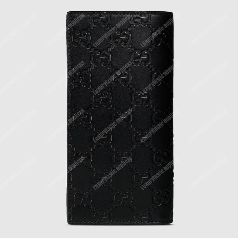 G*u*i gg signature long wallet black