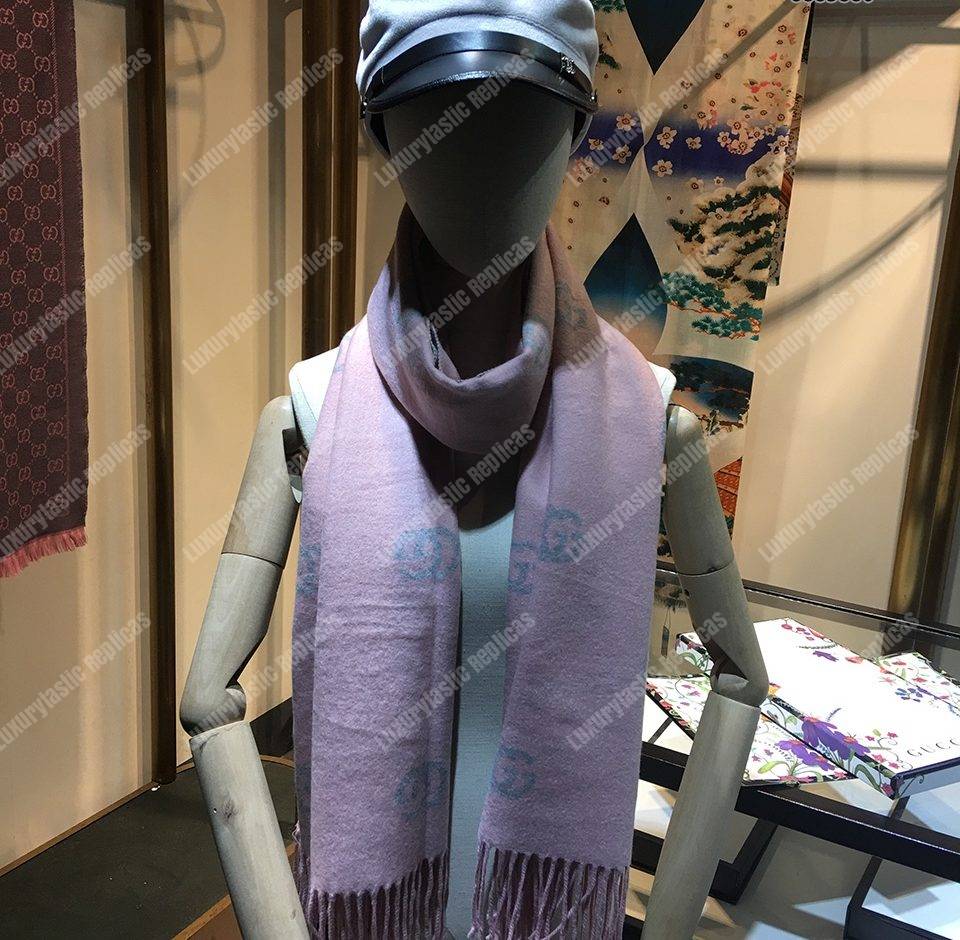 G*u*i wool scarf double g pattern pink grey