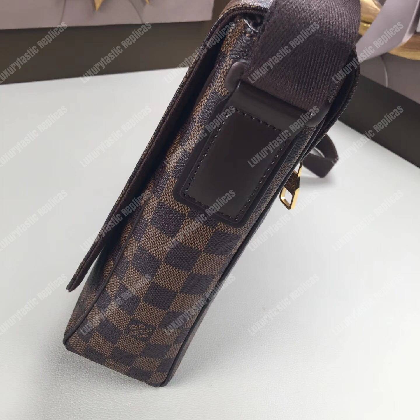 LV District MM Messenger Bag Damier Ebene Canvas
