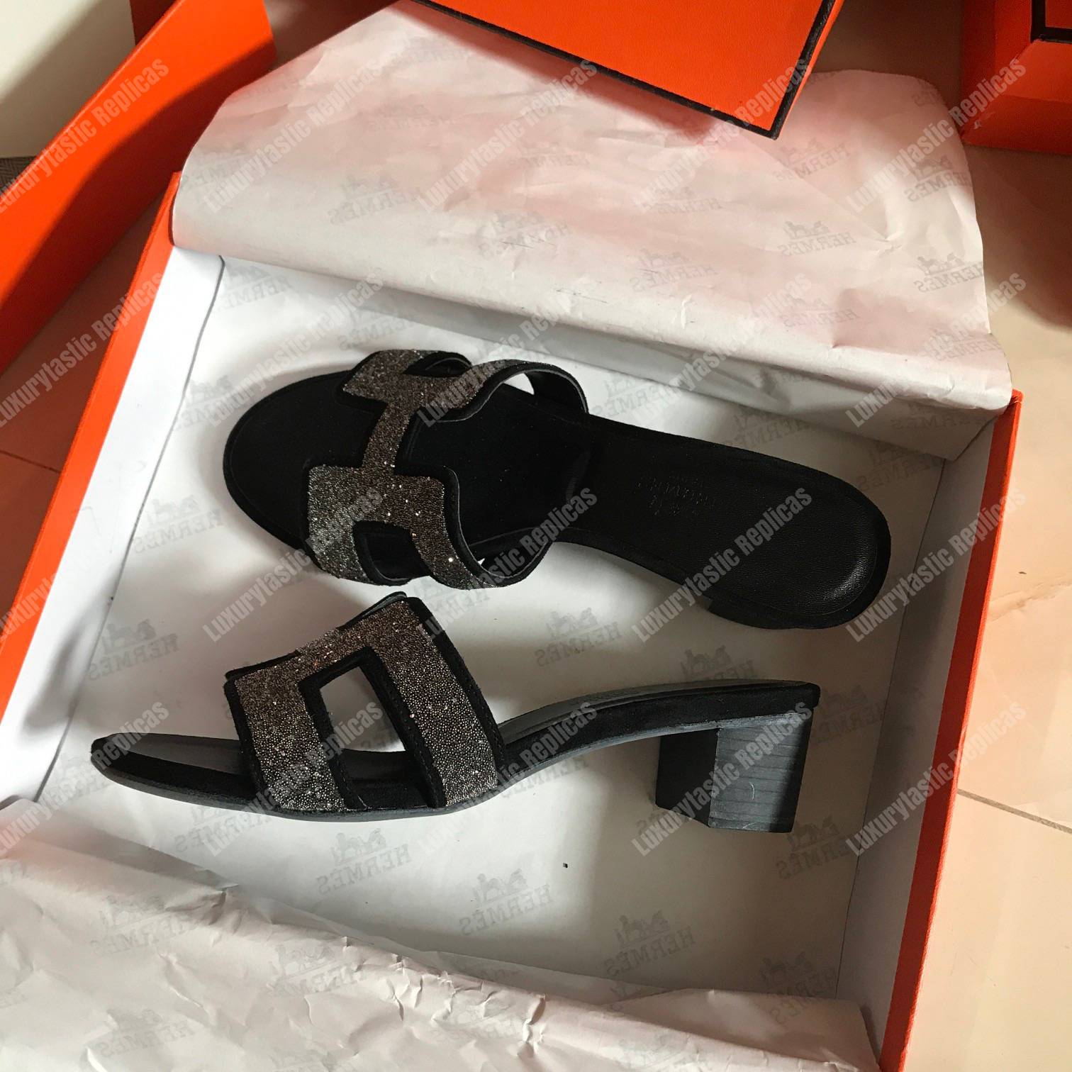 H**mes oran sandal suede goatskin black