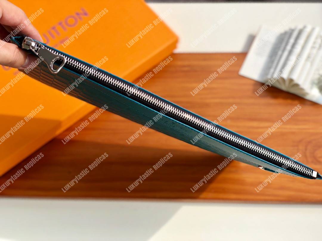 LV Discovery Pochette Damier Infini Vert