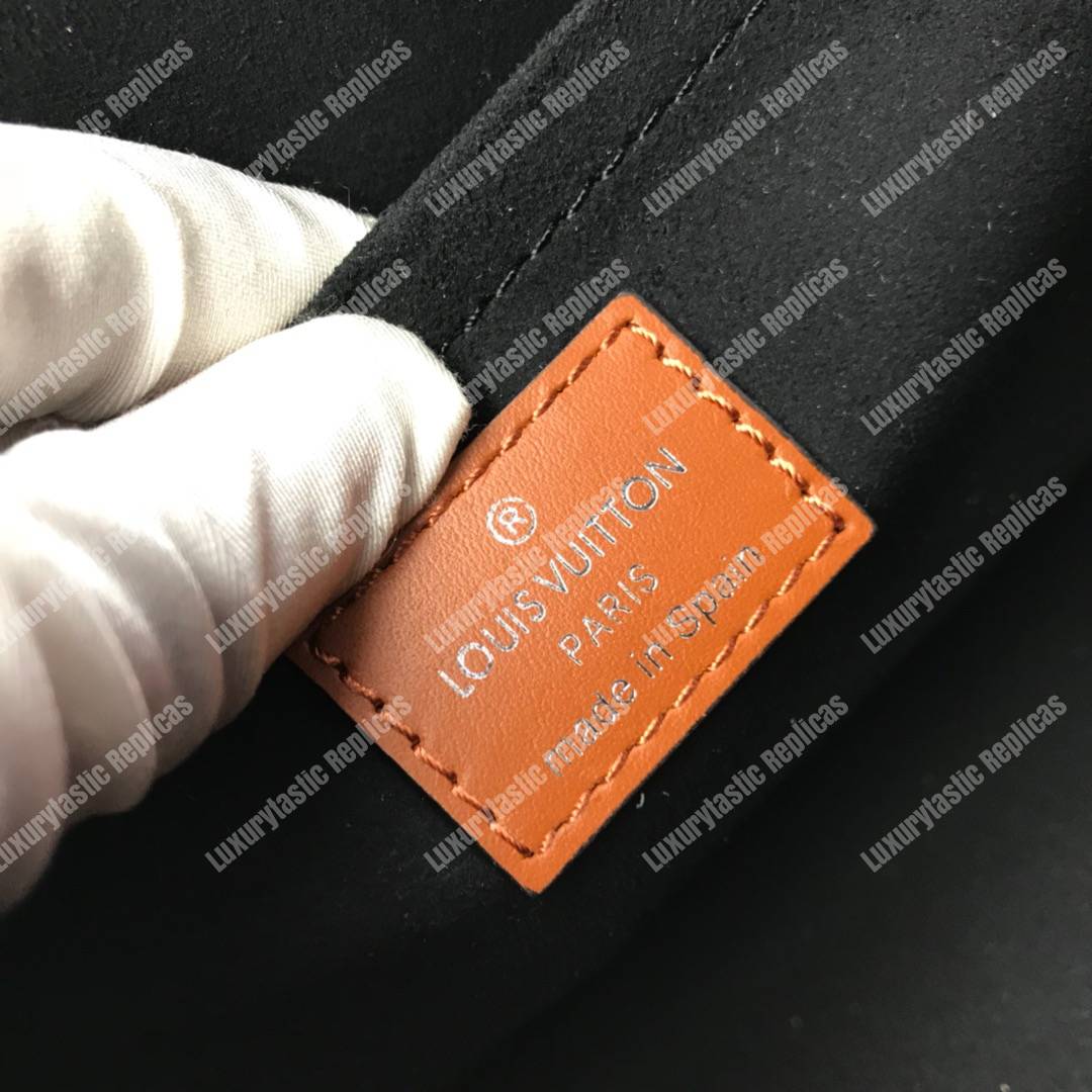 LV Epi Sac Tricot Bag Noir