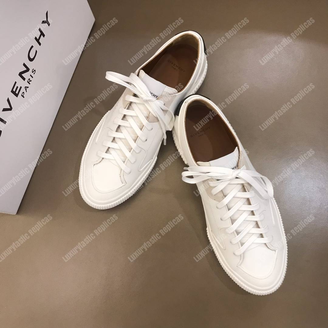 Givenchy Low Sneakers In Leather White