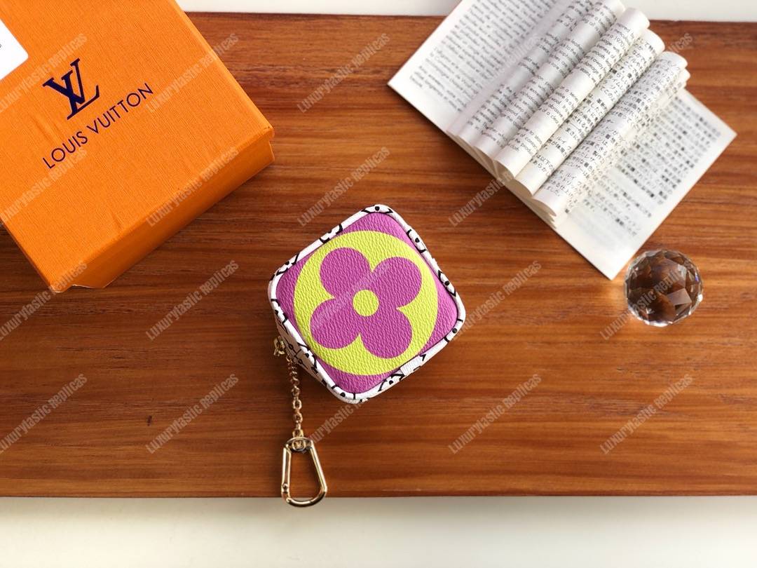 LV Porte Monnaie Cube Summer 2019 Pink