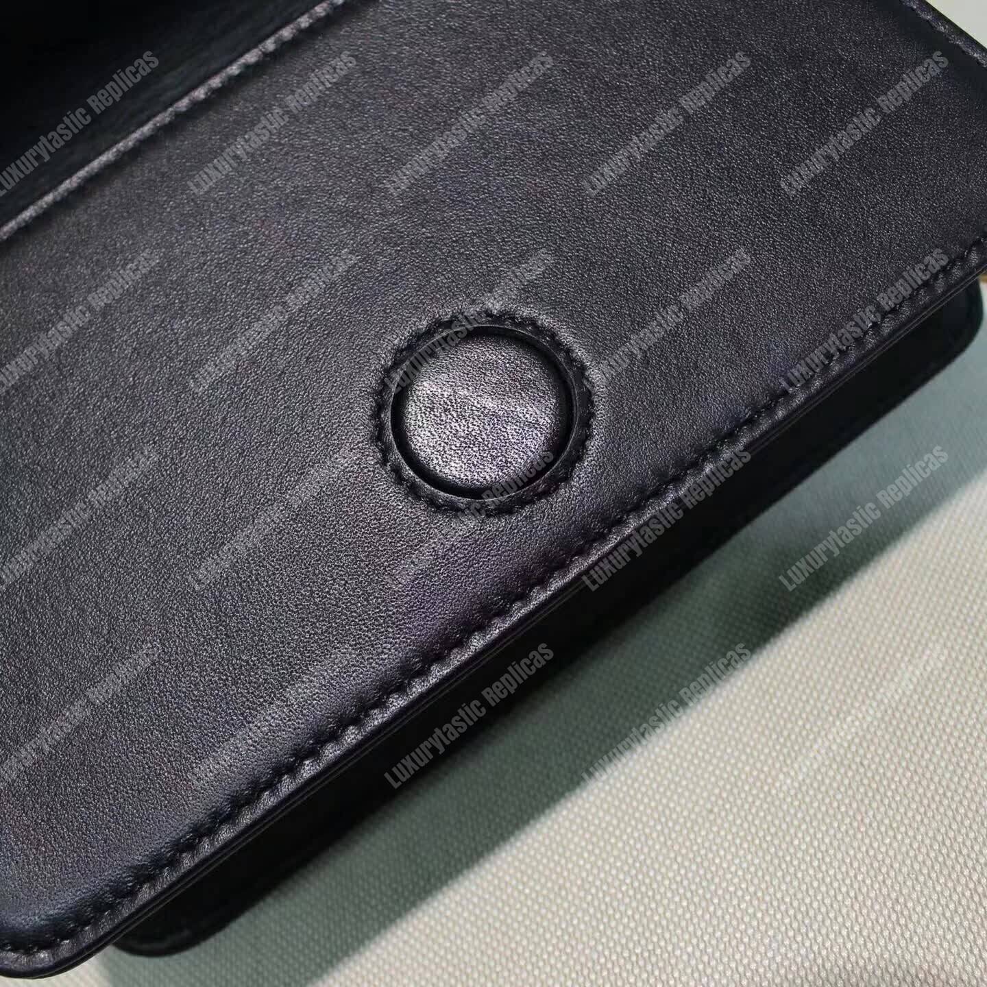 G*u*i gg marmont animal studs mini bag black