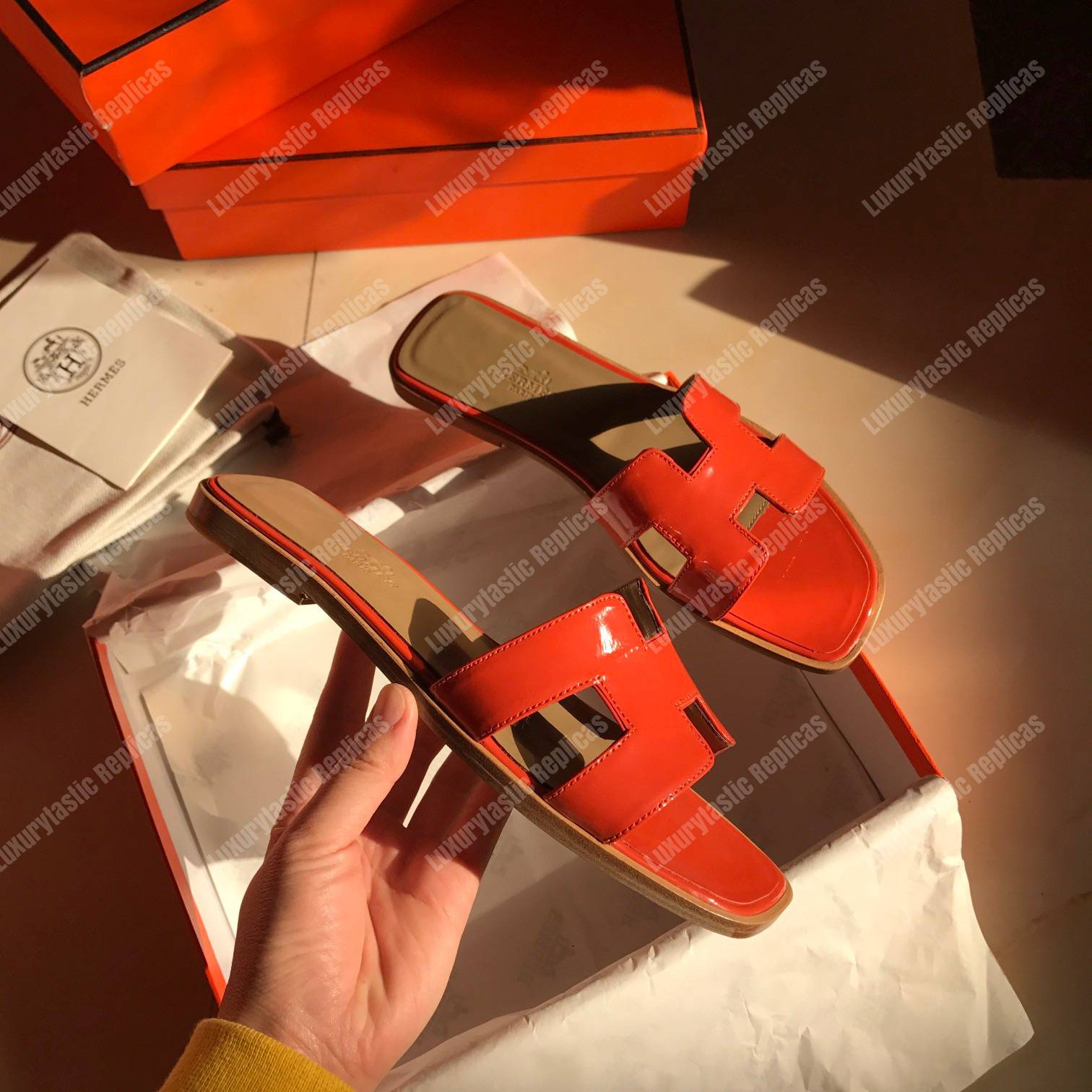 H**mes oran sandal patent leather orange