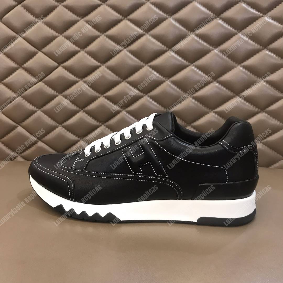 H**mes trail sneaker black/white lining