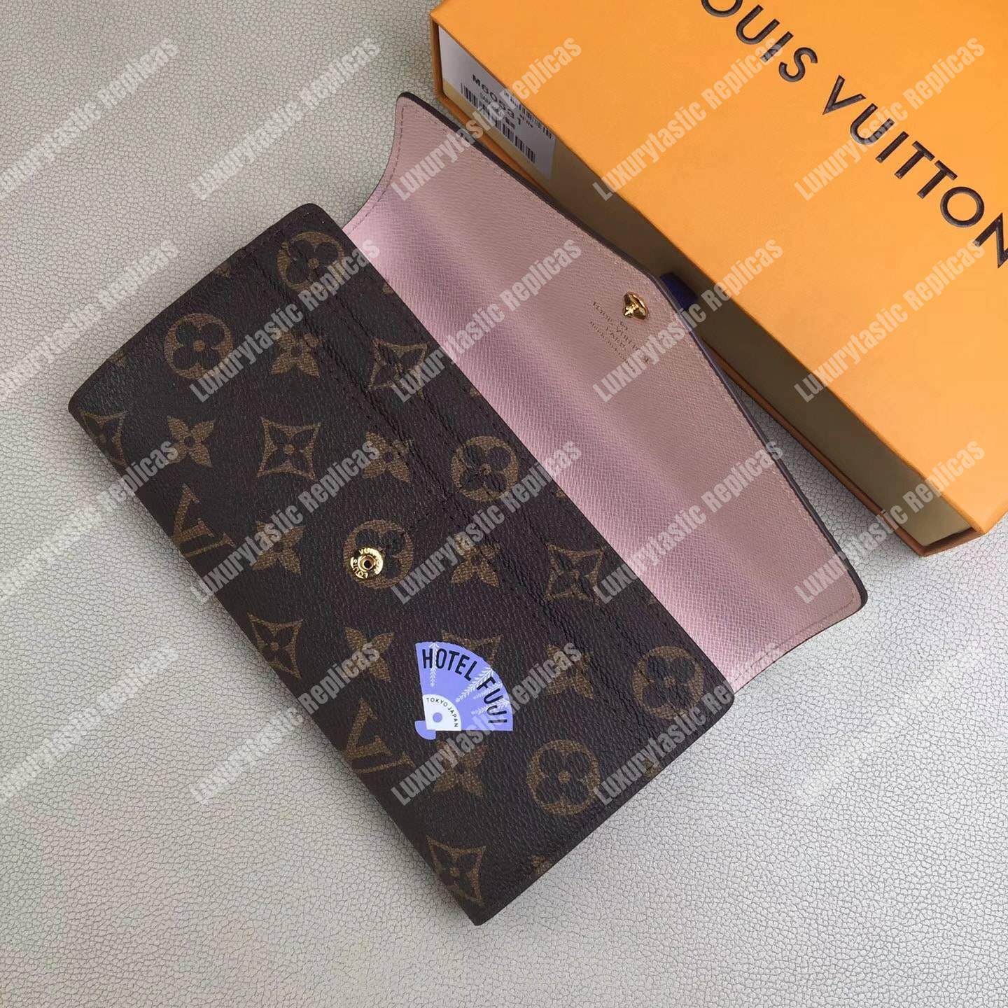 LV Sarah Wallet My LV World Tour Monogram Pink