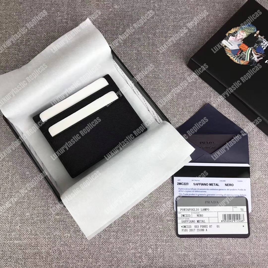 Pra*a leather card holder black