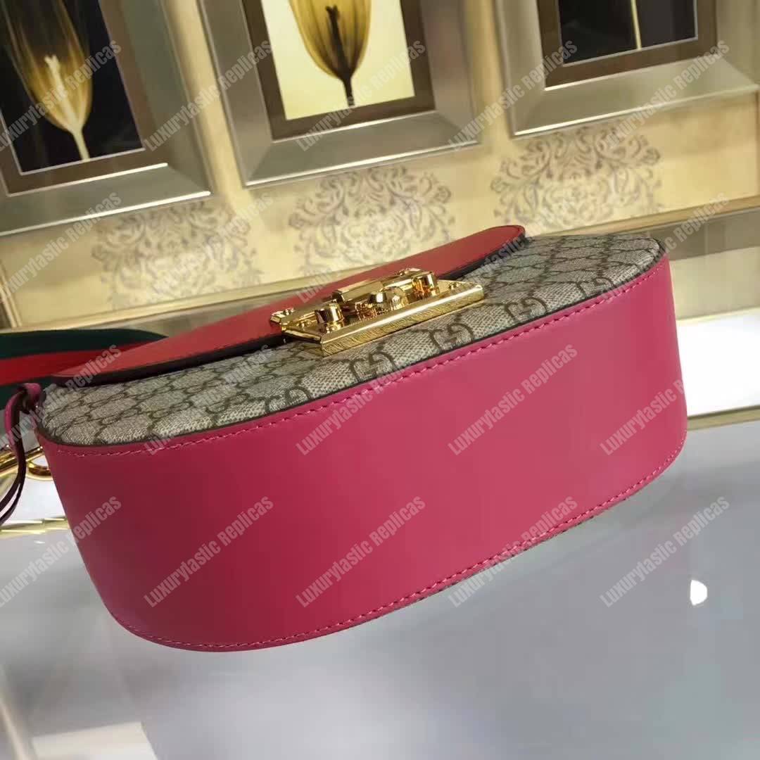 G*u*i padlock medium gg shoulder bag red