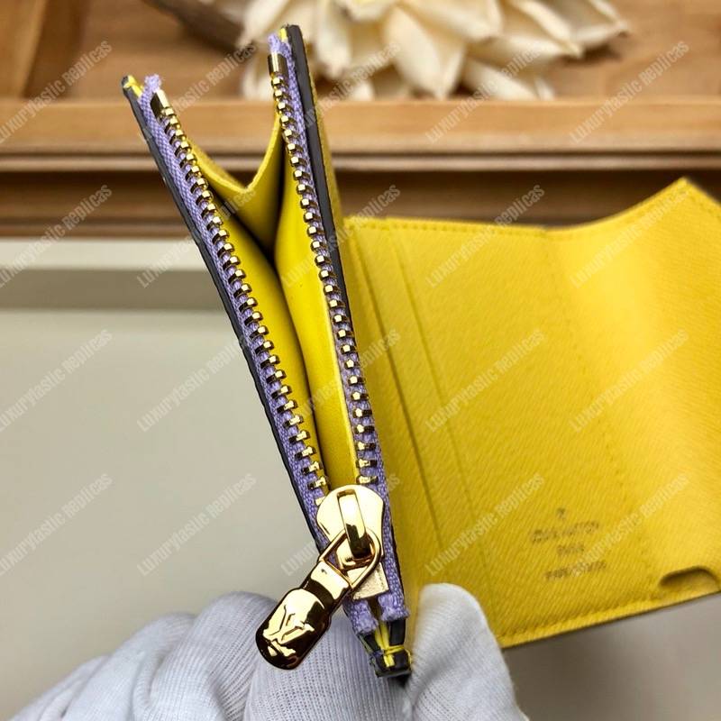 LV Summer 2019 Zoé Wallet Monogram Canvas Pink / Lila