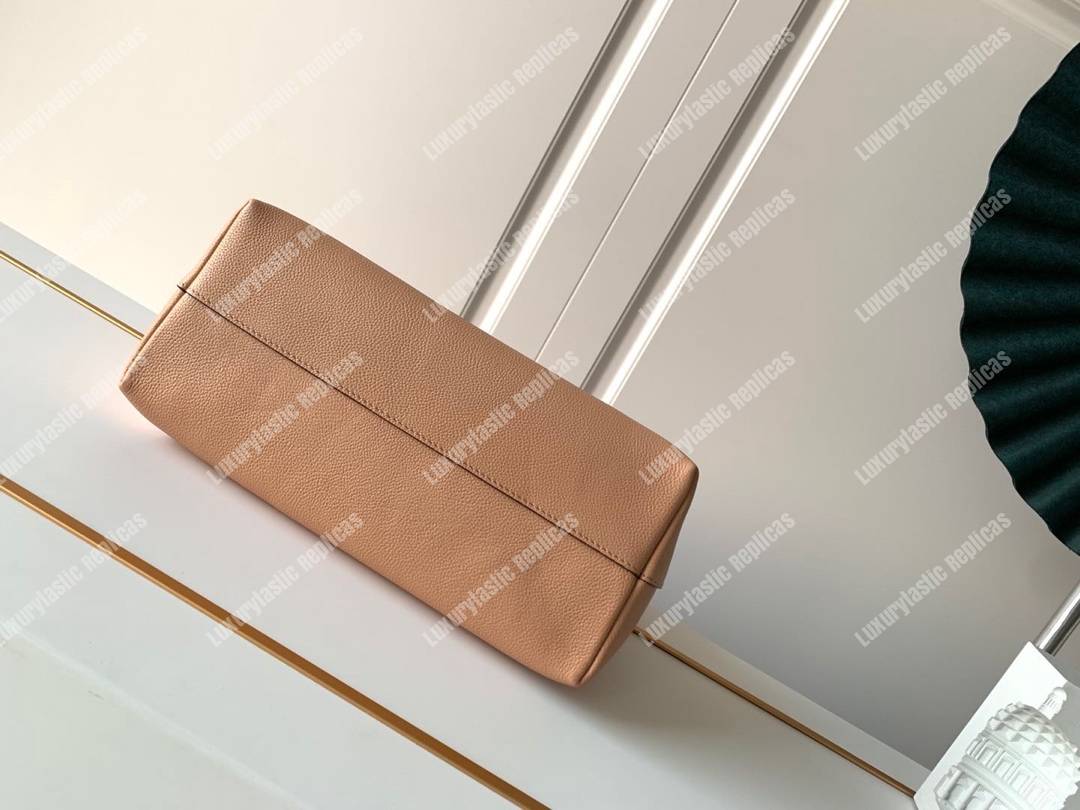 LV Lockme Hobo Beige