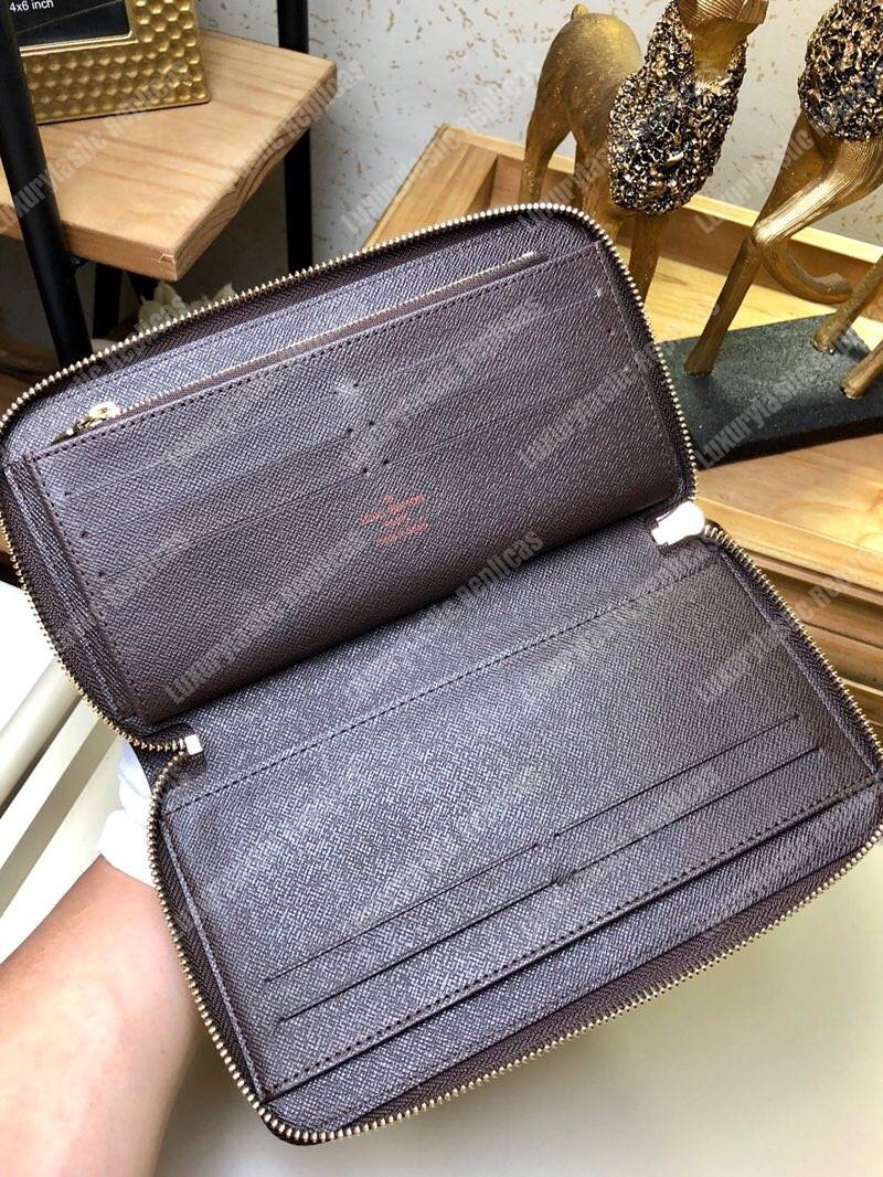 LV Zippy Organizer Damier Ebene