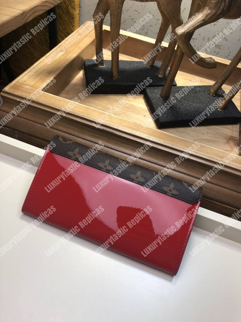 LV Cherrywood Wallet Patent Leather Red