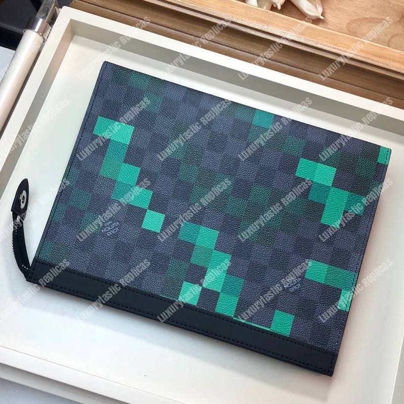 LV Pochette Voyage MM Damier Graphite Pixel Green