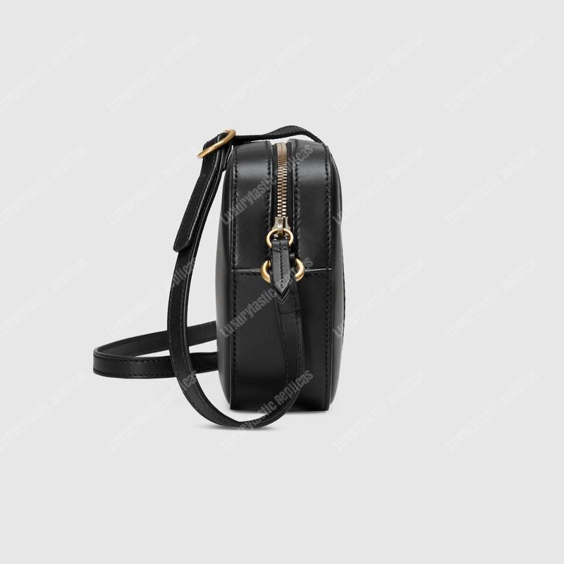 G*u*i leather shoulder bag bee