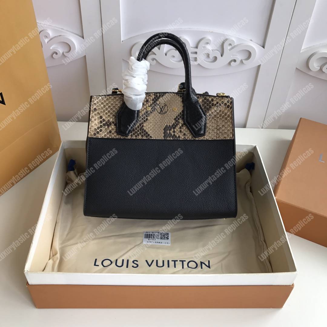 LV City Steamer PM Python Roccia Black