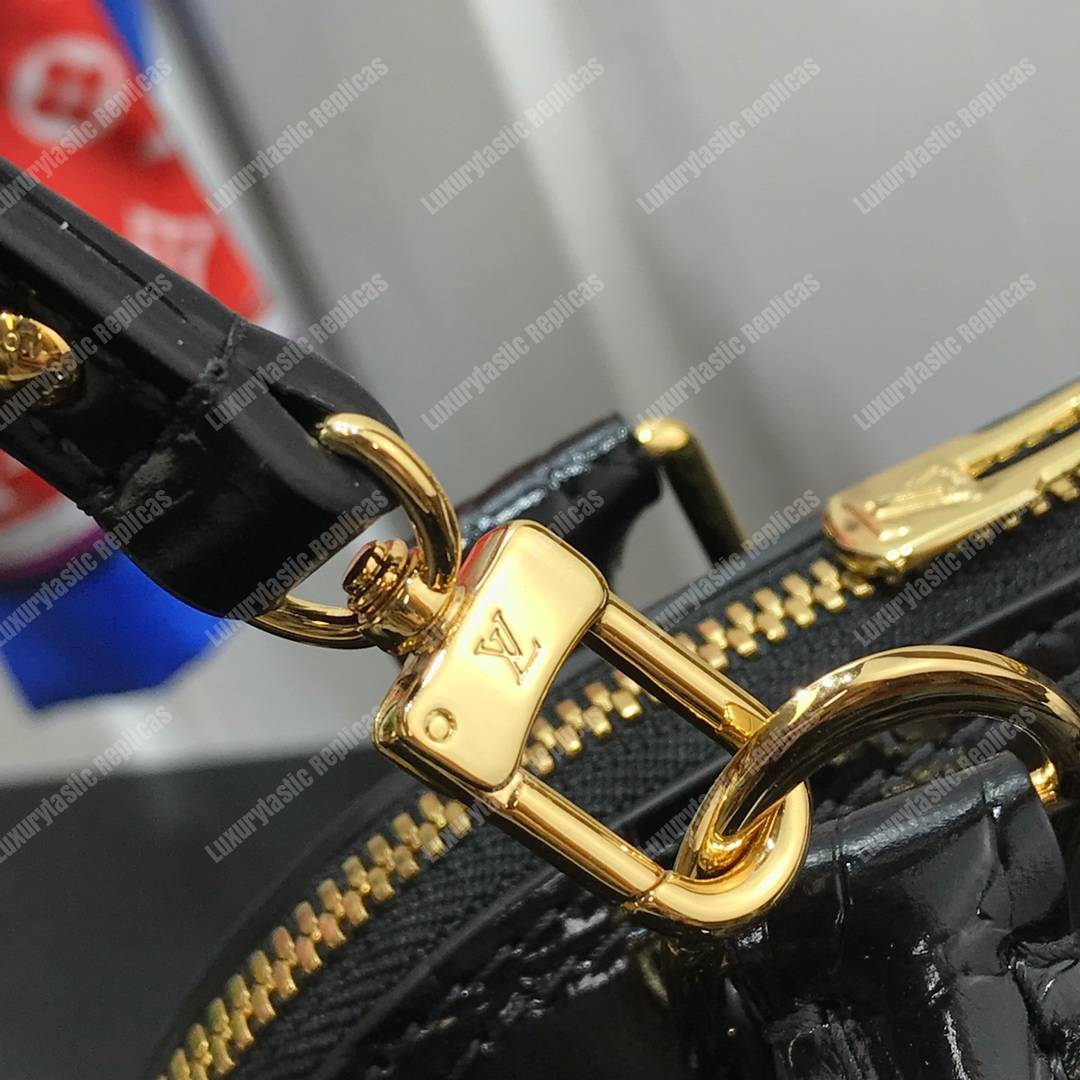 LV Alma BB Crocodilien Brillant Noir