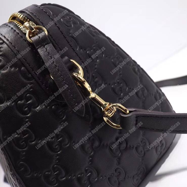 G*u*i signature medium top handle bag black