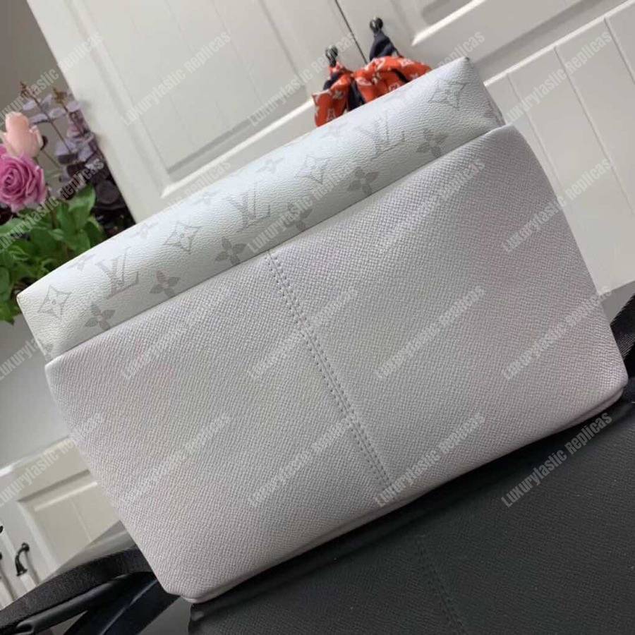 LV Discovery Backpack PM Taiga Leather Monogram White