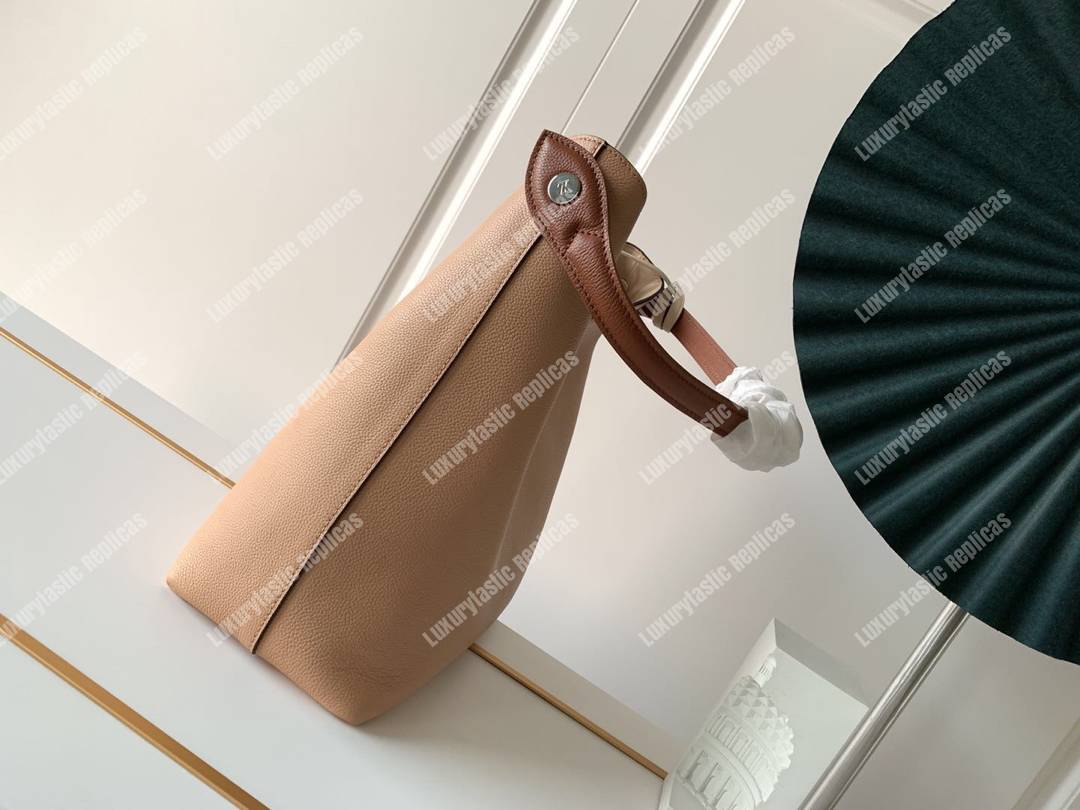 LV Lockme Hobo Beige