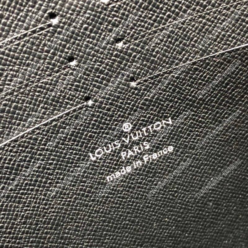 LV Pochette Voyage Alps