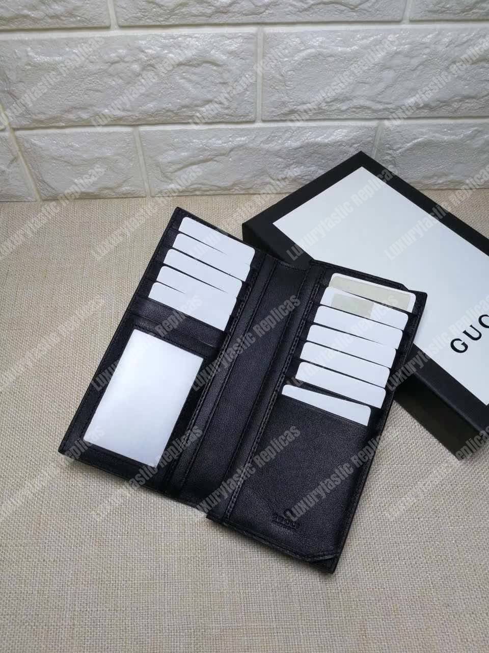 G*u*i gg signature long wallet black