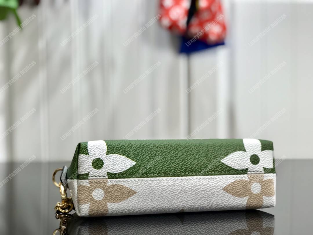 LV Pochette Cosme XL Monogram Khaki/Beige