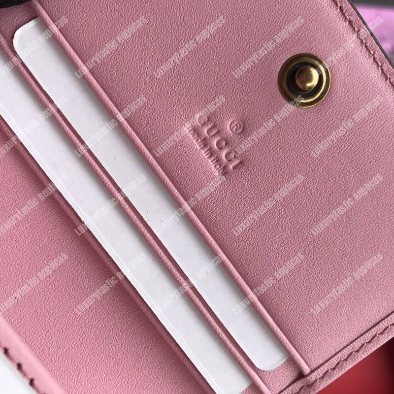 G*u*i queen margaret leather card case wallet white pink red