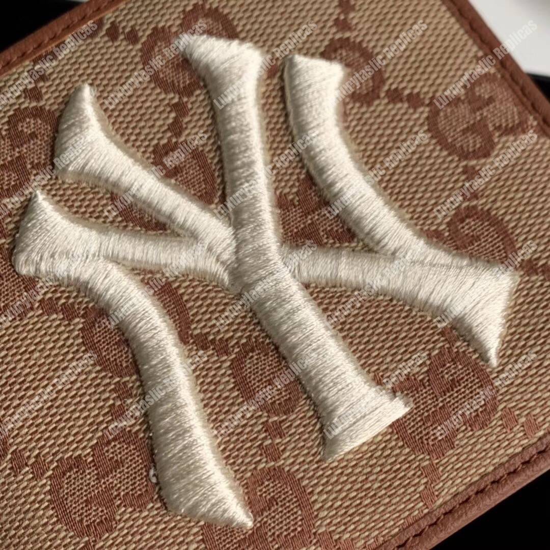 G*u*i original gg canvas wallet with new york yankees patch™