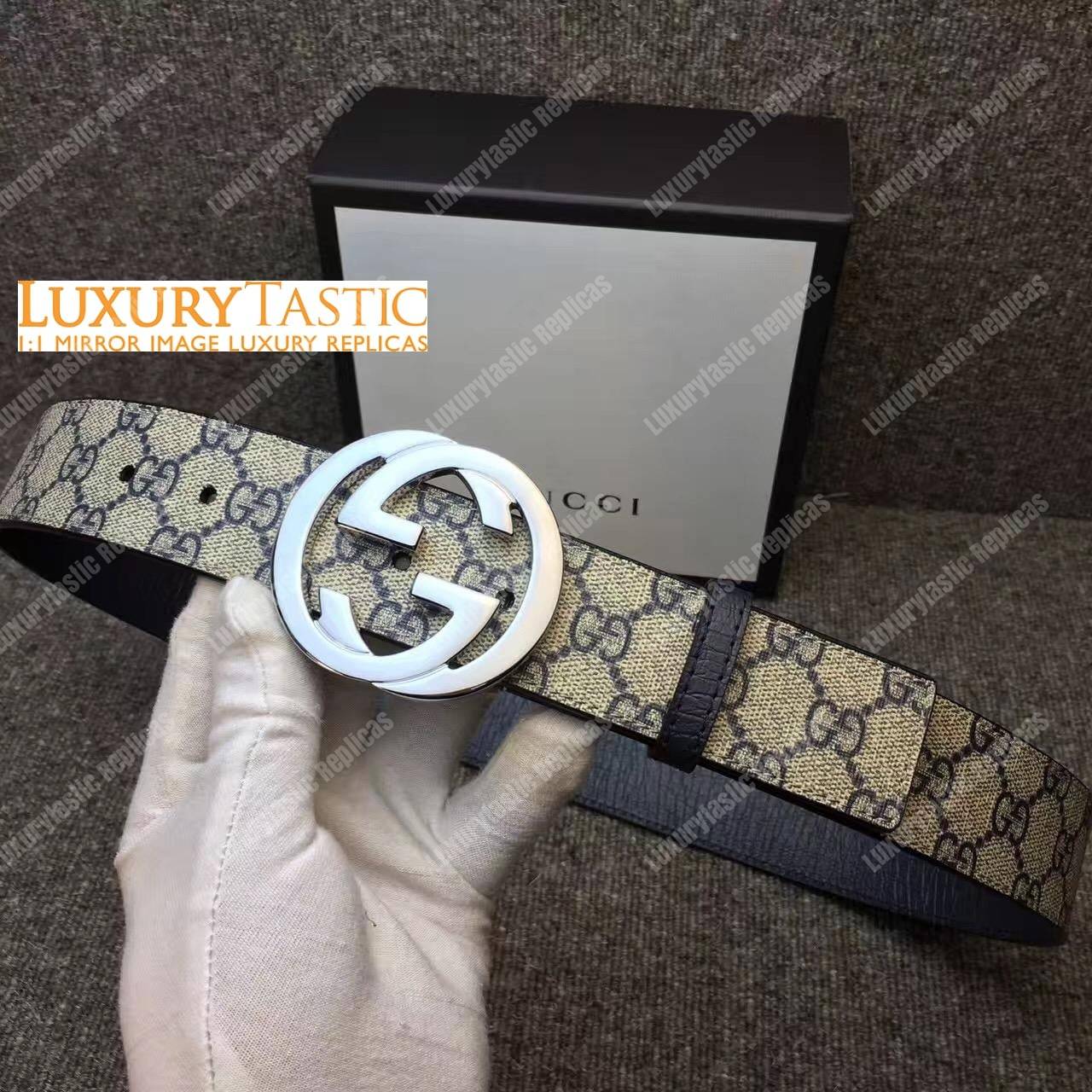 gg Sup*e belt with g buckle