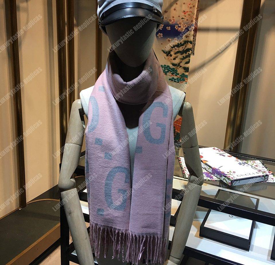 G*u*i gg jacquard wool silk scarf light grey & pink