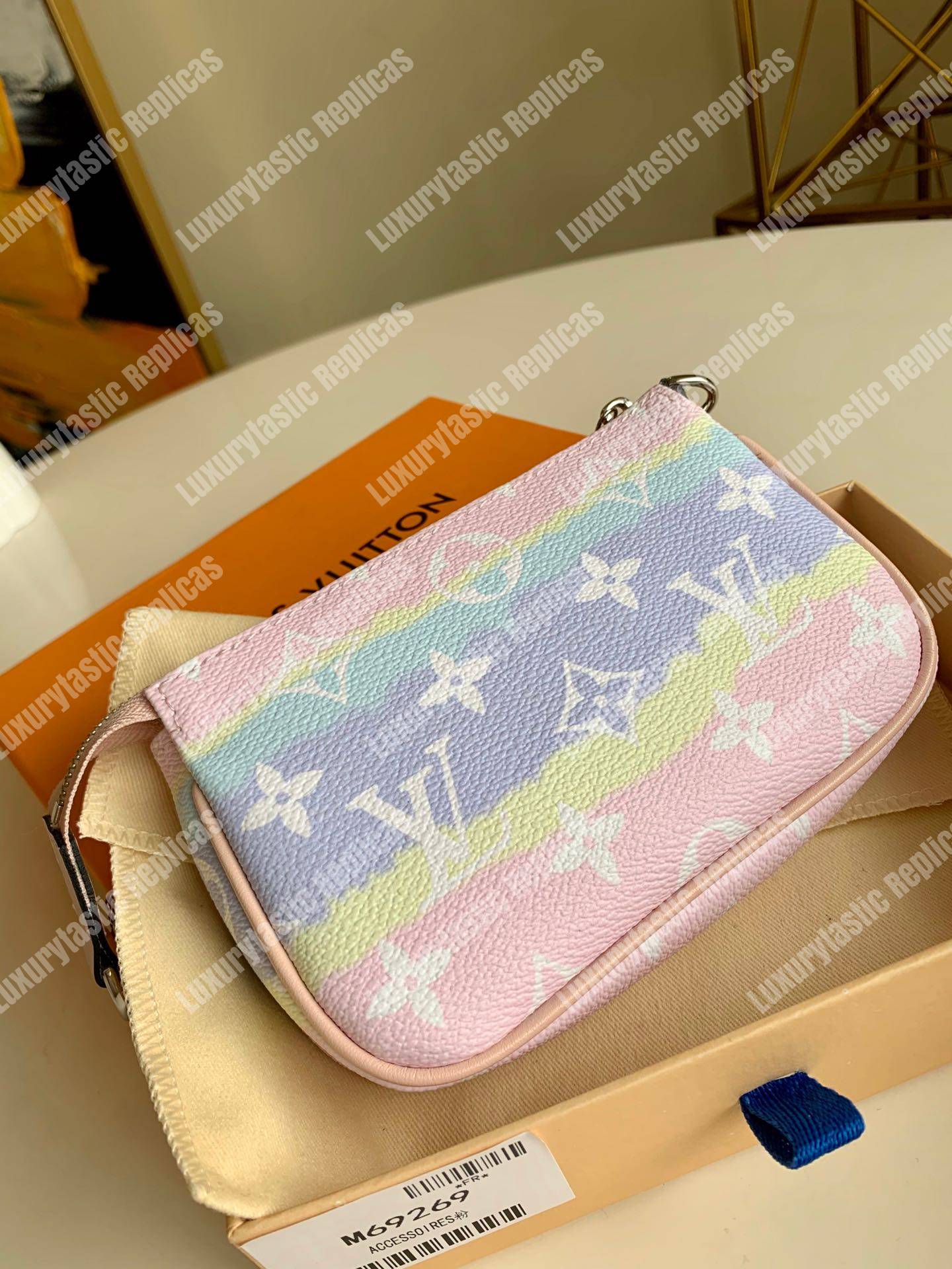 LV Escale Mini Pochette Accessoires Pastel