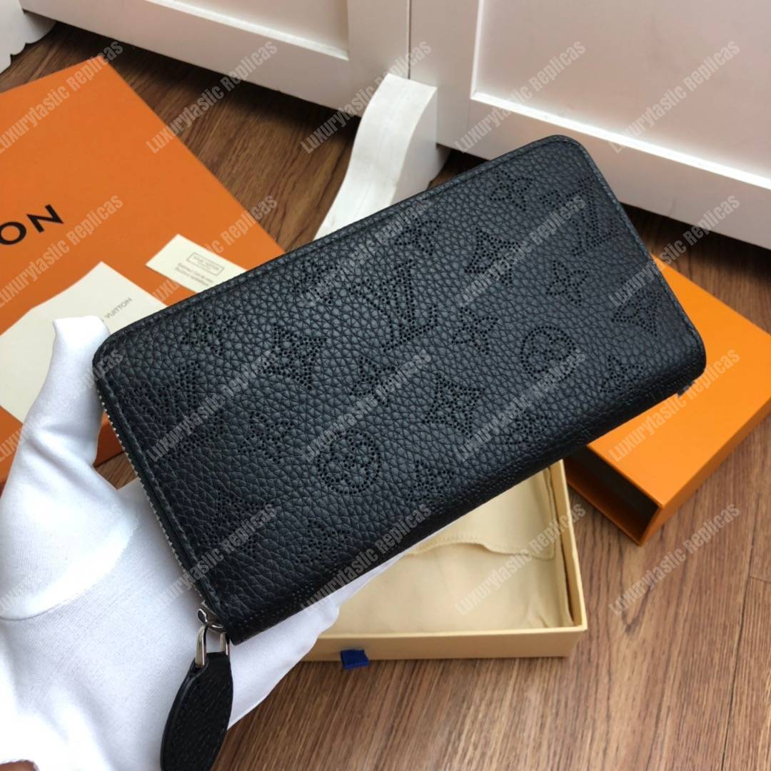 LV Zippy Wallet Mahina Leather Noir
