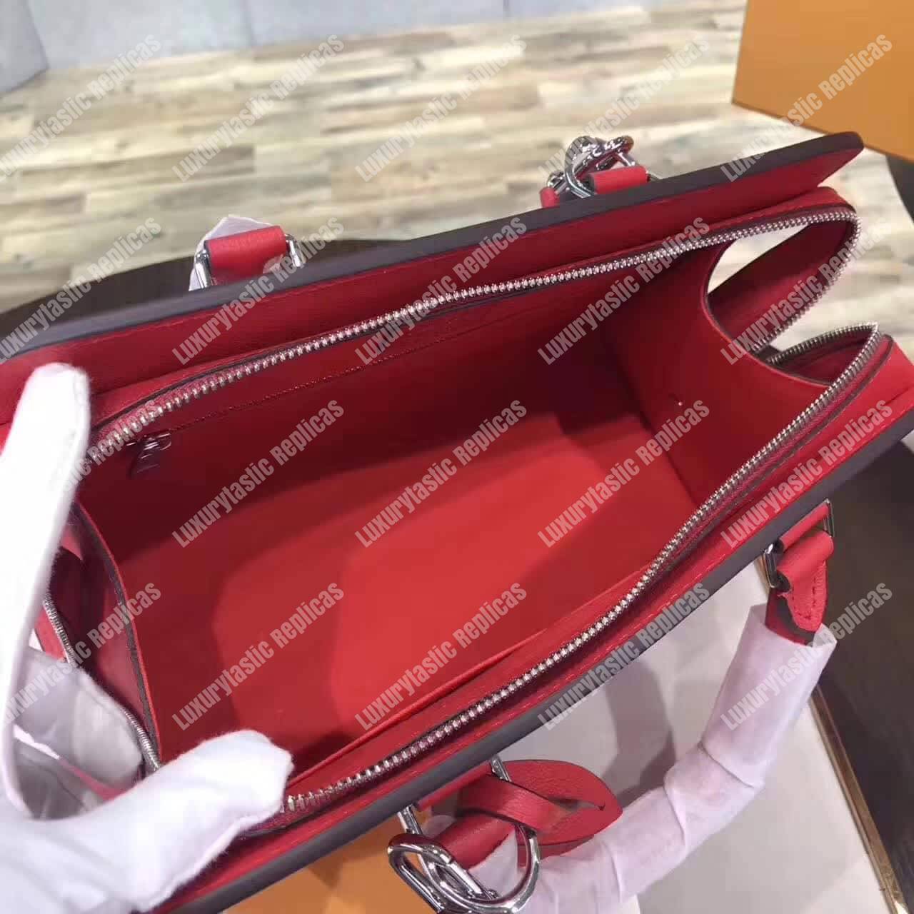 LV Epi Vaneau MM Bag Epi Leather Red