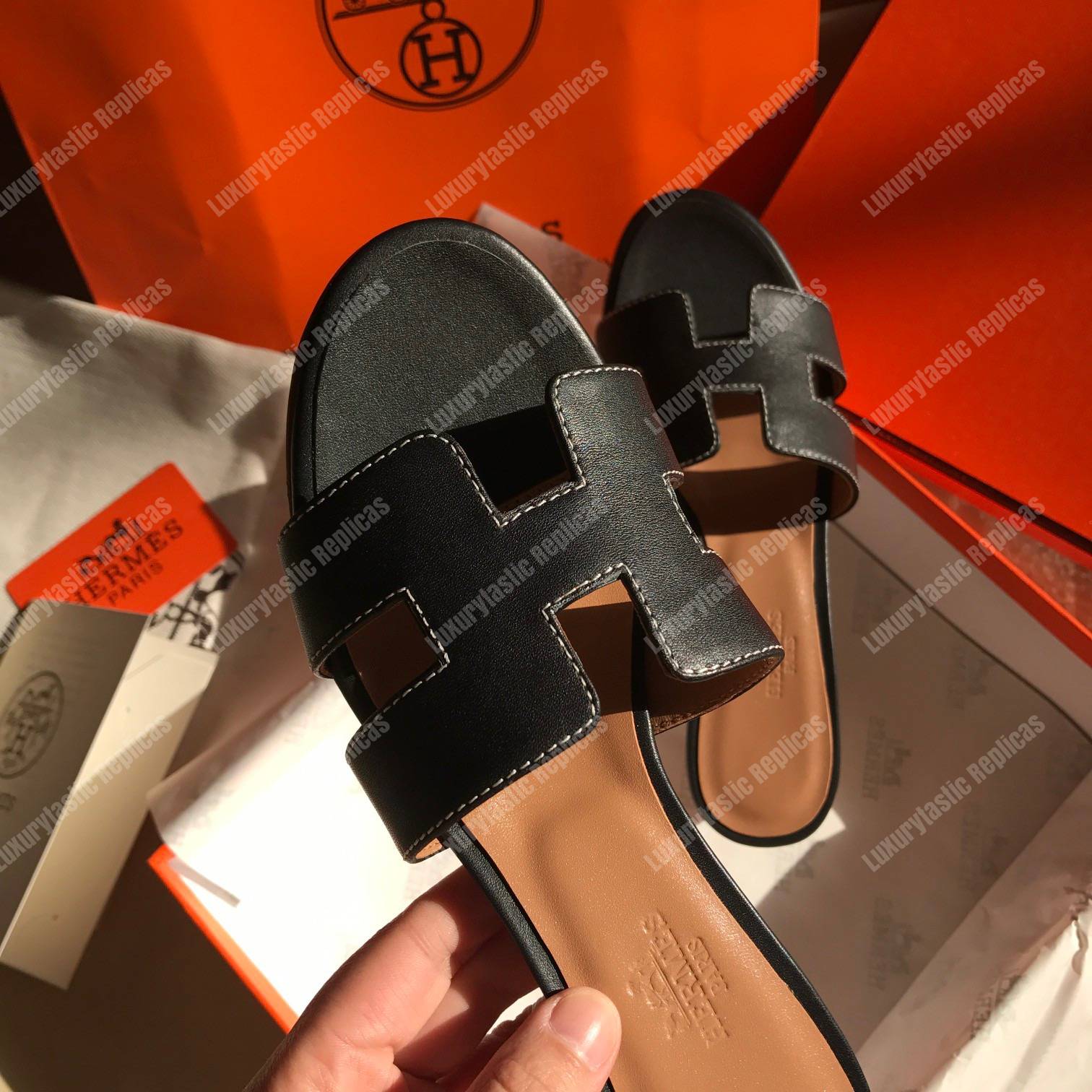 H**mes oran sandal calfskin leather black