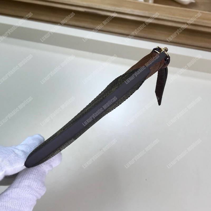 LV Zipped Card Holder Monogram Brown