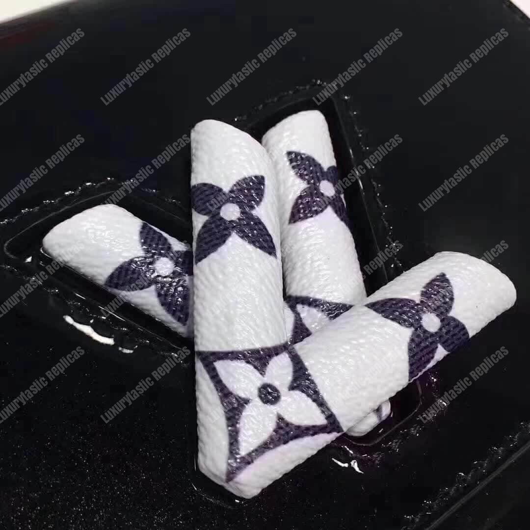 LV Twist PM Monogram Vernis Leather Noir